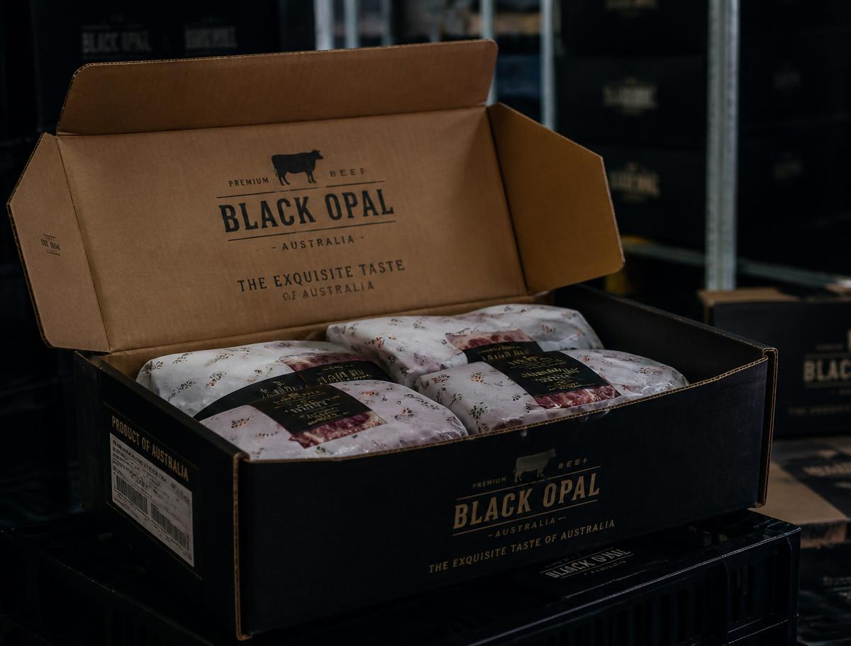 Premium beef export carton with vacuum sealed cuts